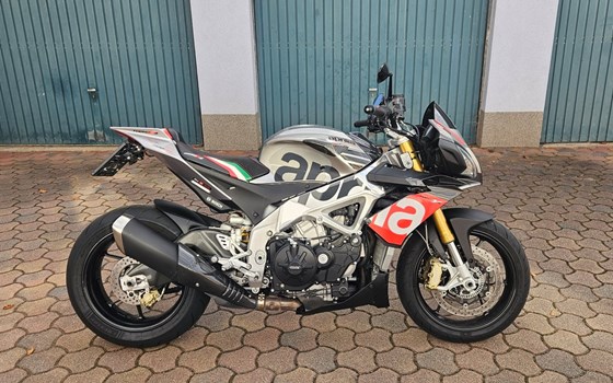 Gebrauchtmotorrad Aprilia Tuono V4 1100 RR - Bild 1