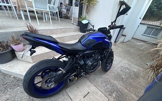 Motorrad Occasion Yamaha MT-07 - Bild 2