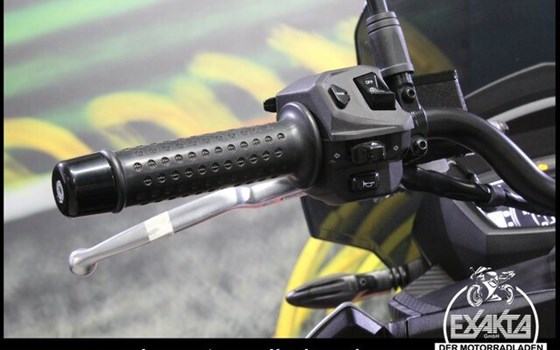 Gebrauchtmotorrad Aprilia SR GT Sport 125 - Bild 16