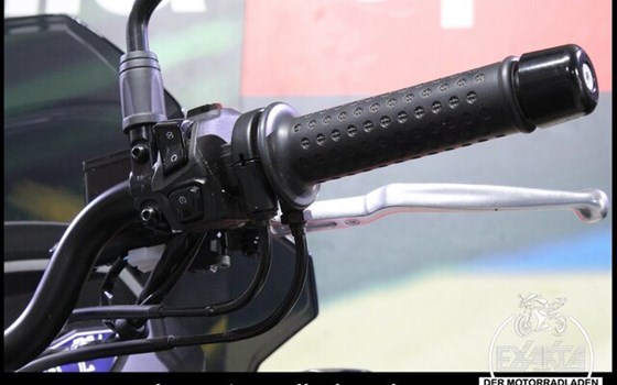 Gebrauchtmotorrad Aprilia SR GT Sport 125 - Bild 18