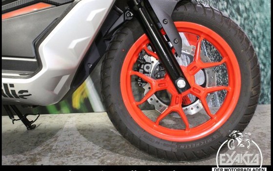 Gebrauchtmotorrad Aprilia SR GT Sport 125 - Bild 23