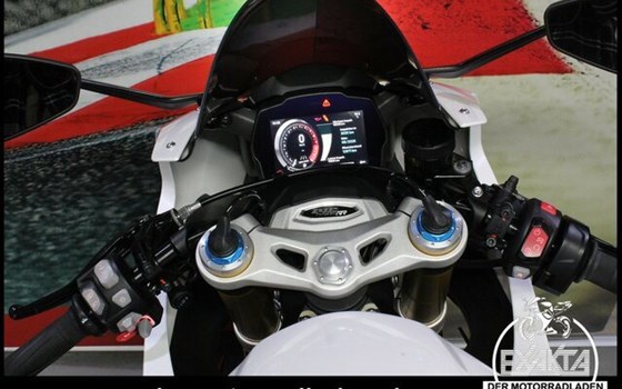 Gebrauchtmotorrad Triumph Speed Triple 1200 RR - Bild 10