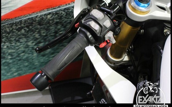 Gebrauchtmotorrad Triumph Speed Triple 1200 RR - Bild 16