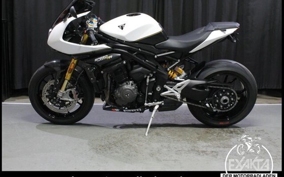 Gebrauchtmotorrad Triumph Speed Triple 1200 RR - Bild 2