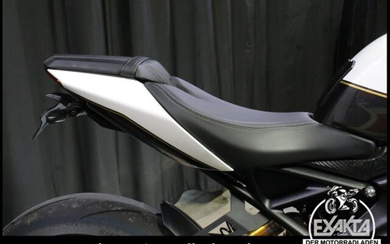 Gebrauchtmotorrad Triumph Speed Triple 1200 RR - Bild 26