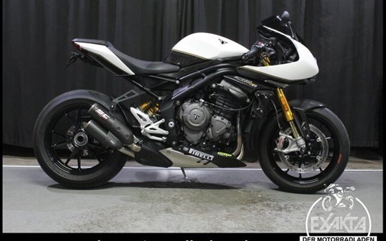 Gebrauchtmotorrad Triumph Speed Triple 1200 RR - Bild 6