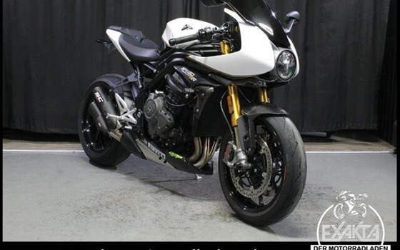 Gebrauchtmotorrad Triumph Speed Triple 1200 RR - Bild 7