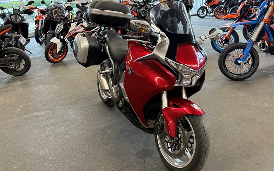 Gebrauchtmotorrad Honda VFR 1200 F - Bild 3