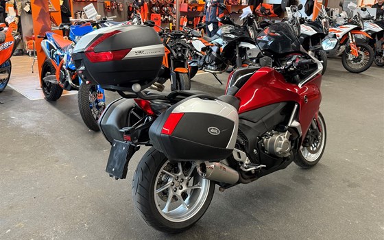 Gebrauchtmotorrad Honda VFR 1200 F - Bild 4