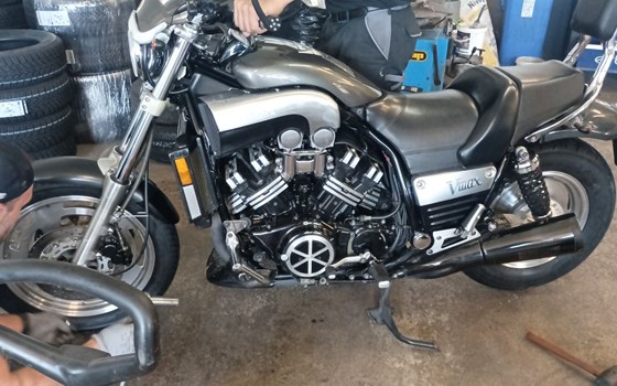 Gebrauchtmotorrad Yamaha V-Max VMX 1200 - Bild 1