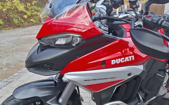 Gebrauchtmotorrad Ducati Multistrada V4 S - Bild 3