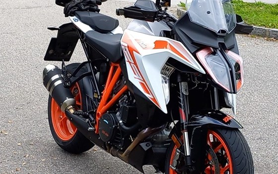 Gebrauchtmotorrad KTM 1290 Super Duke GT - Bild 3