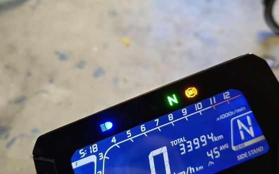 Gebrauchtmotorrad Honda CB125R - Bild 9