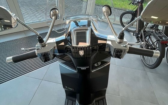 Gebrauchtmotorrad Lambretta X300 - Bild 6