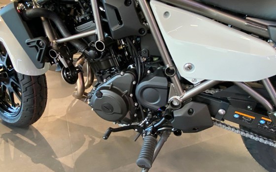 Gebrauchtmotorrad Kawasaki Eliminator 500 - Bild 9