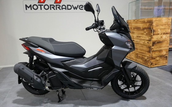 Neufahrzeug Aprilia SR GT 125 - Bild 3