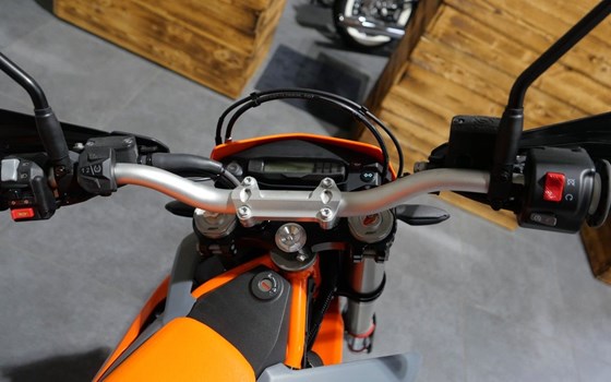 Neufahrzeug KTM 690 Enduro R - Bild 9