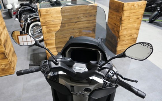 Gebrauchtmotorrad Piaggio MP3 530 HPE Exclusive - Bild 8