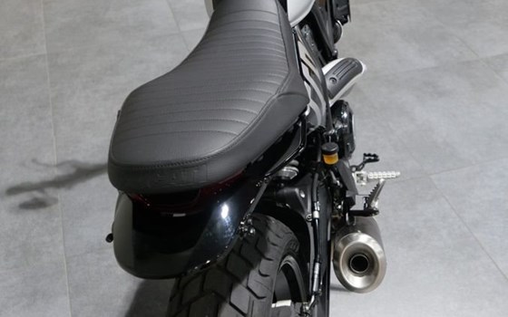 Gebrauchtmotorrad Ducati Scrambler Icon - Bild 11