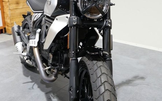 Gebrauchtmotorrad Ducati Scrambler Icon - Bild 5