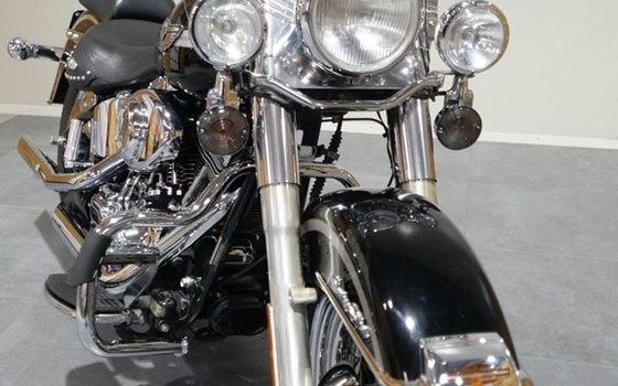 Gebrauchtmotorrad Harley-Davidson Softail Heritage Springer FLSTS - Bild 4