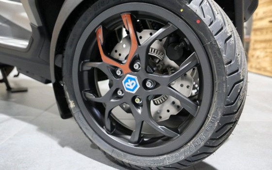 Neufahrzeug Piaggio MP3 530 HPE Exclusive - Bild 5