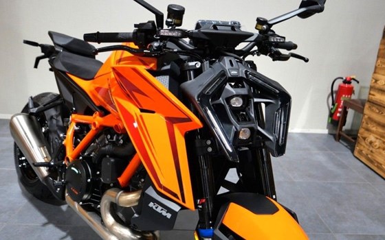 Neufahrzeug KTM 1390 Super Duke R EVO - Bild 4