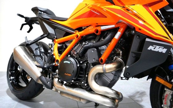 Neufahrzeug KTM 1390 Super Duke R EVO - Bild 7