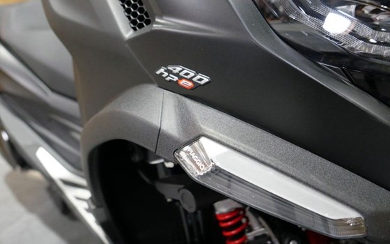 Neufahrzeug Piaggio MP3 400 Sport - Bild 6