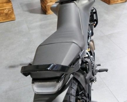 Neufahrzeug Husqvarna Svartpilen 401 - Bild 10