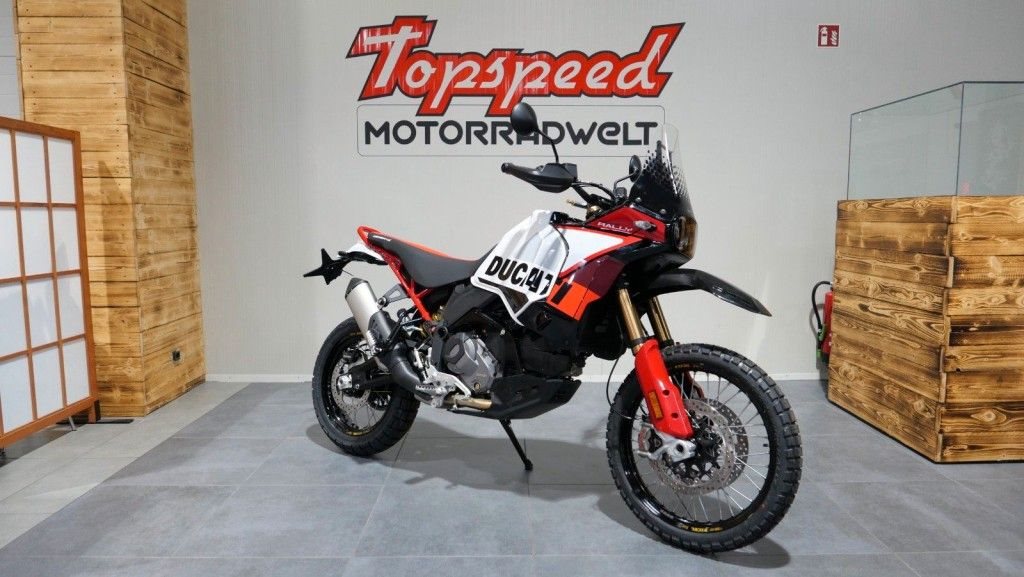 Ducati DesertX Rally