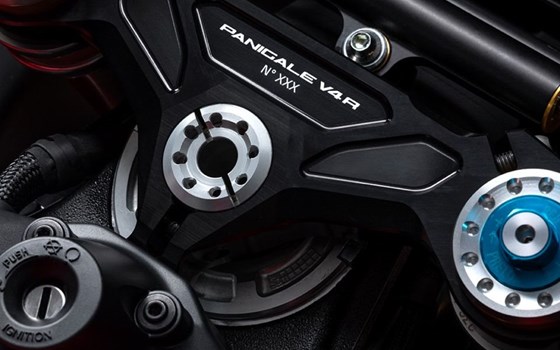 Neufahrzeug Ducati Panigale V4 R - Bild 8