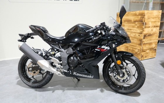Neufahrzeug Kawasaki Ninja 125 - Bild 3