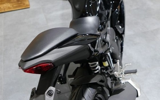 Neufahrzeug Kawasaki Ninja 125 - Bild 7