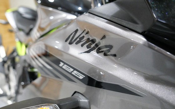 Neufahrzeug Kawasaki Ninja 125 - Bild 7