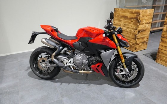 Gebrauchtmotorrad Ducati Streetfighter V2 S - Bild 5