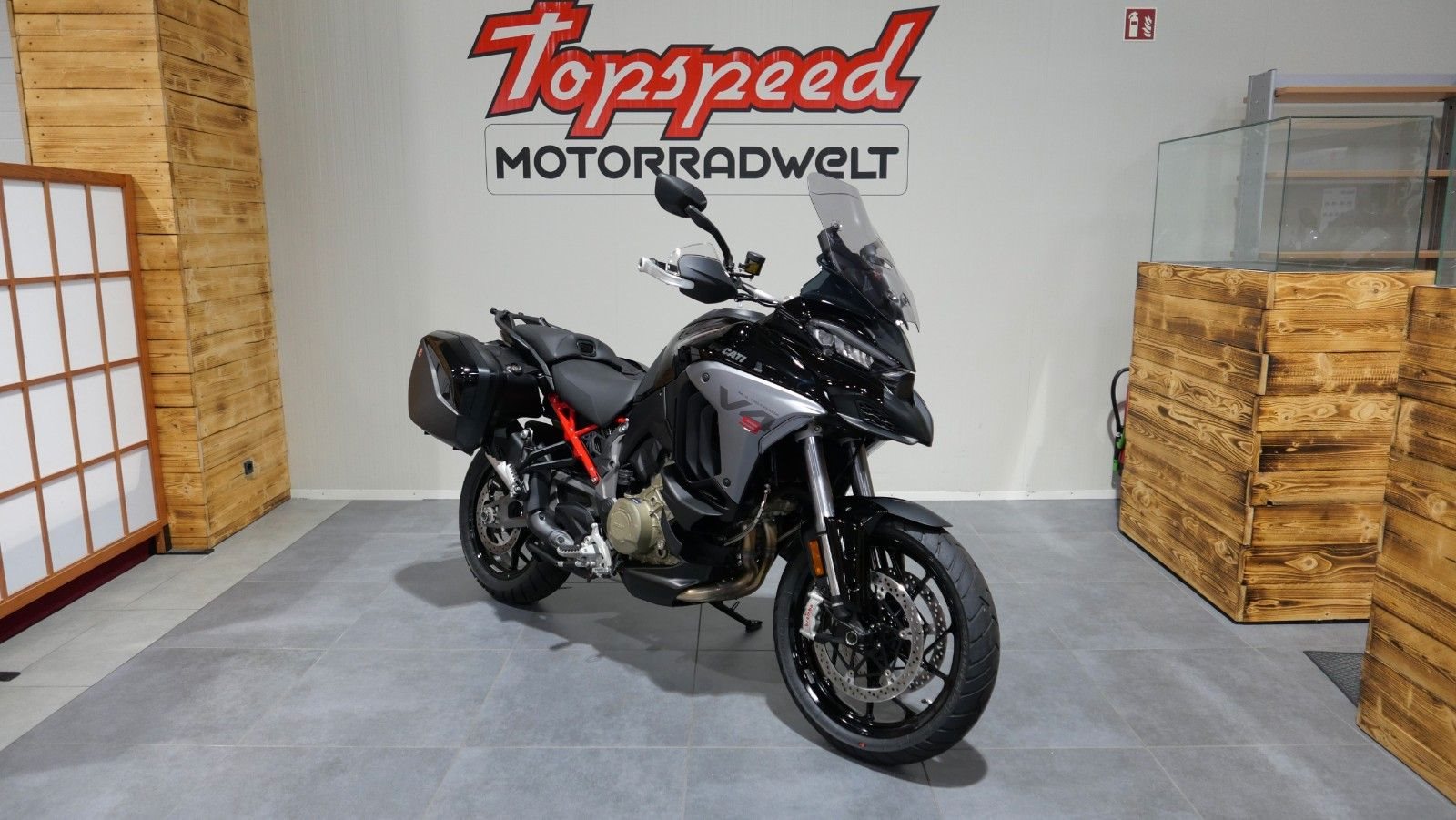 Ducati Multistrada V4 S