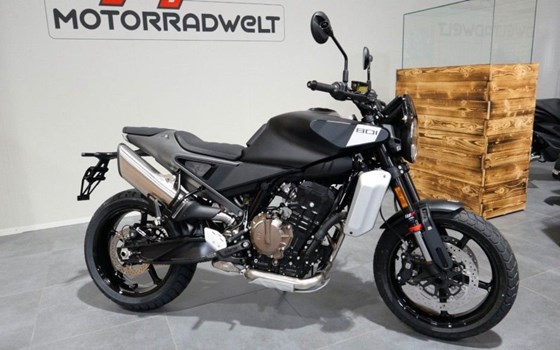 Gebrauchtmotorrad Husqvarna Svartpilen 801 - Bild 3