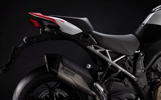 Neufahrzeug Ducati Multistrada V4 RS - Bild 11