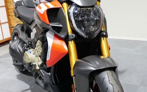 Neufahrzeug Ducati Diavel V4 - Bild 4