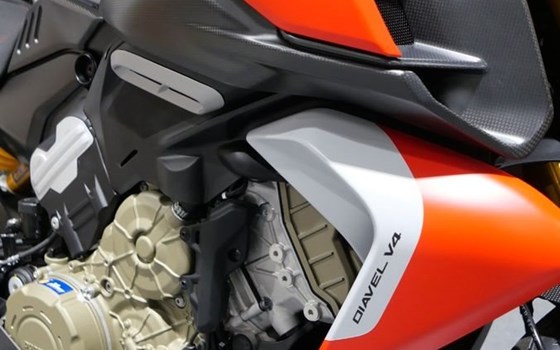 Neufahrzeug Ducati Diavel V4 - Bild 5