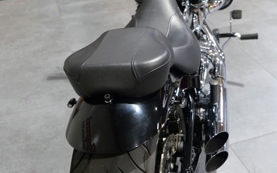 Gebrauchtmotorrad Harley-Davidson Softail Breakout FXSB - Bild 11