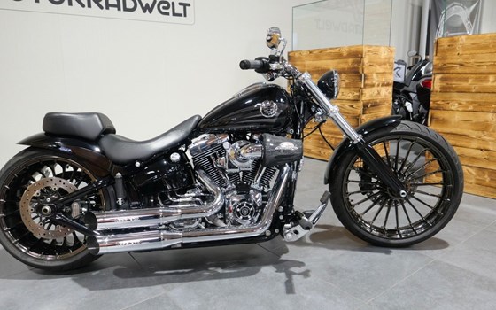 Gebrauchtmotorrad Harley-Davidson Softail Breakout FXSB - Bild 3