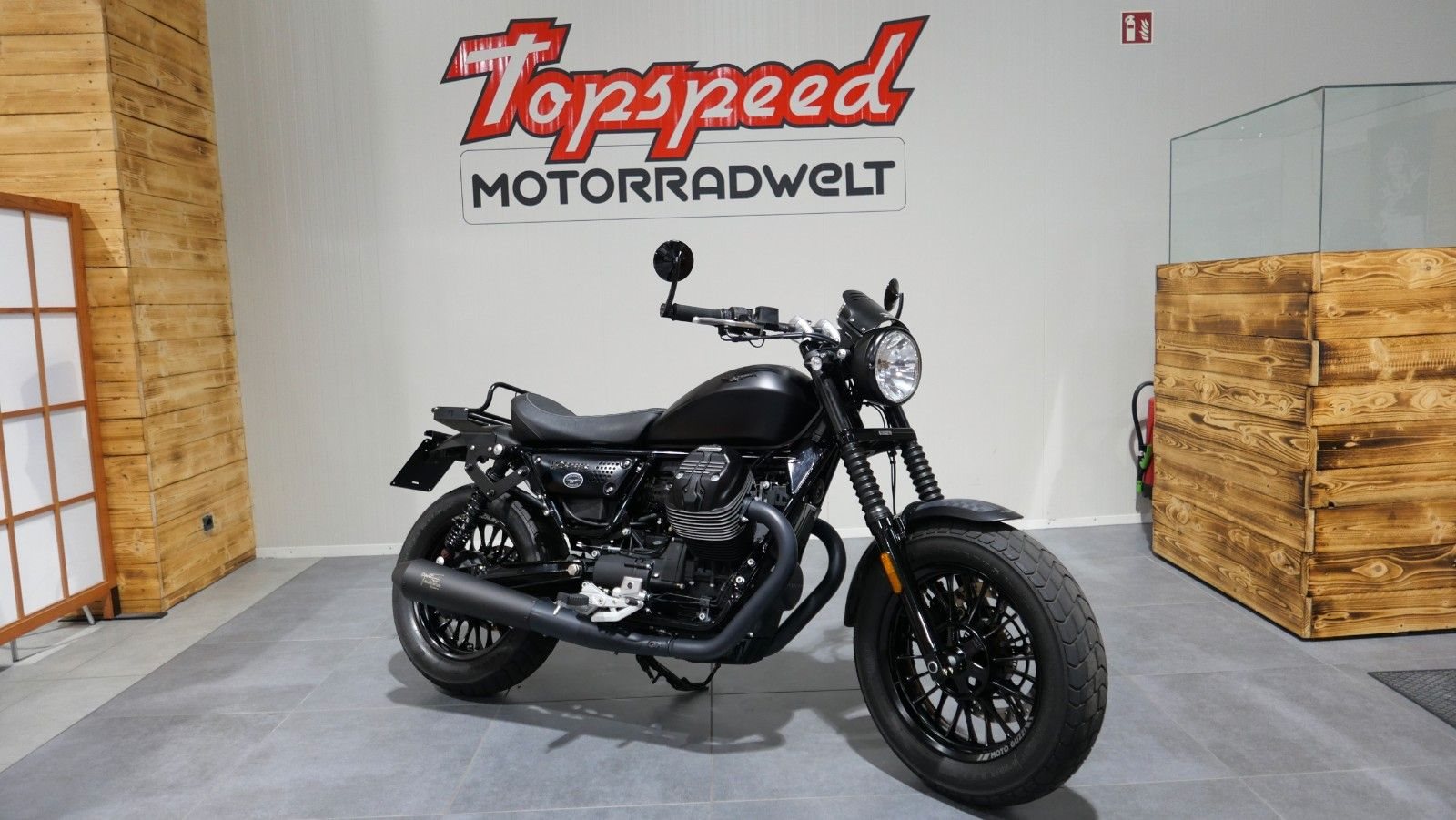 Moto Guzzi V9 Bobber