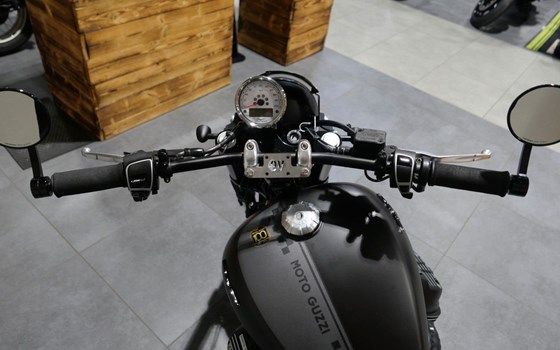 Gebrauchtmotorrad Moto Guzzi V9 Bobber - Bild 7