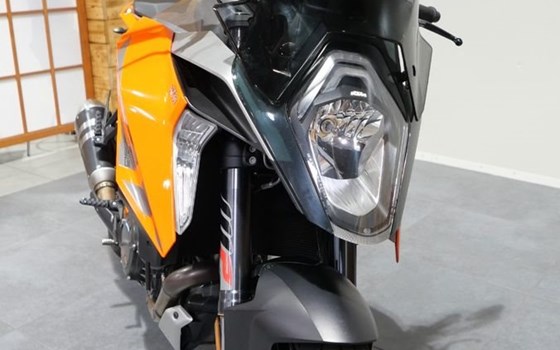 Gebrauchtmotorrad KTM 1290 Super Duke GT - Bild 4