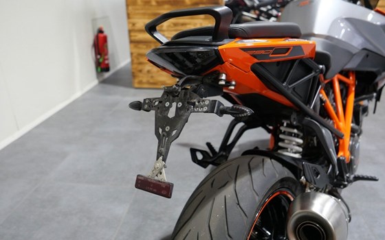 Gebrauchtmotorrad KTM 1290 Super Duke GT - Bild 6