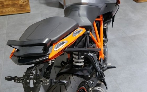 Gebrauchtmotorrad KTM 1290 Super Duke GT - Bild 9