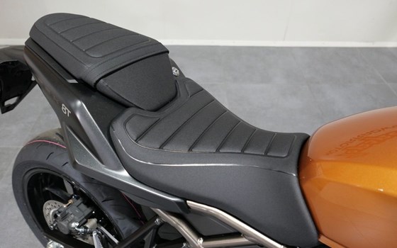 Neufahrzeug Suzuki GSX-8T - Bild 7