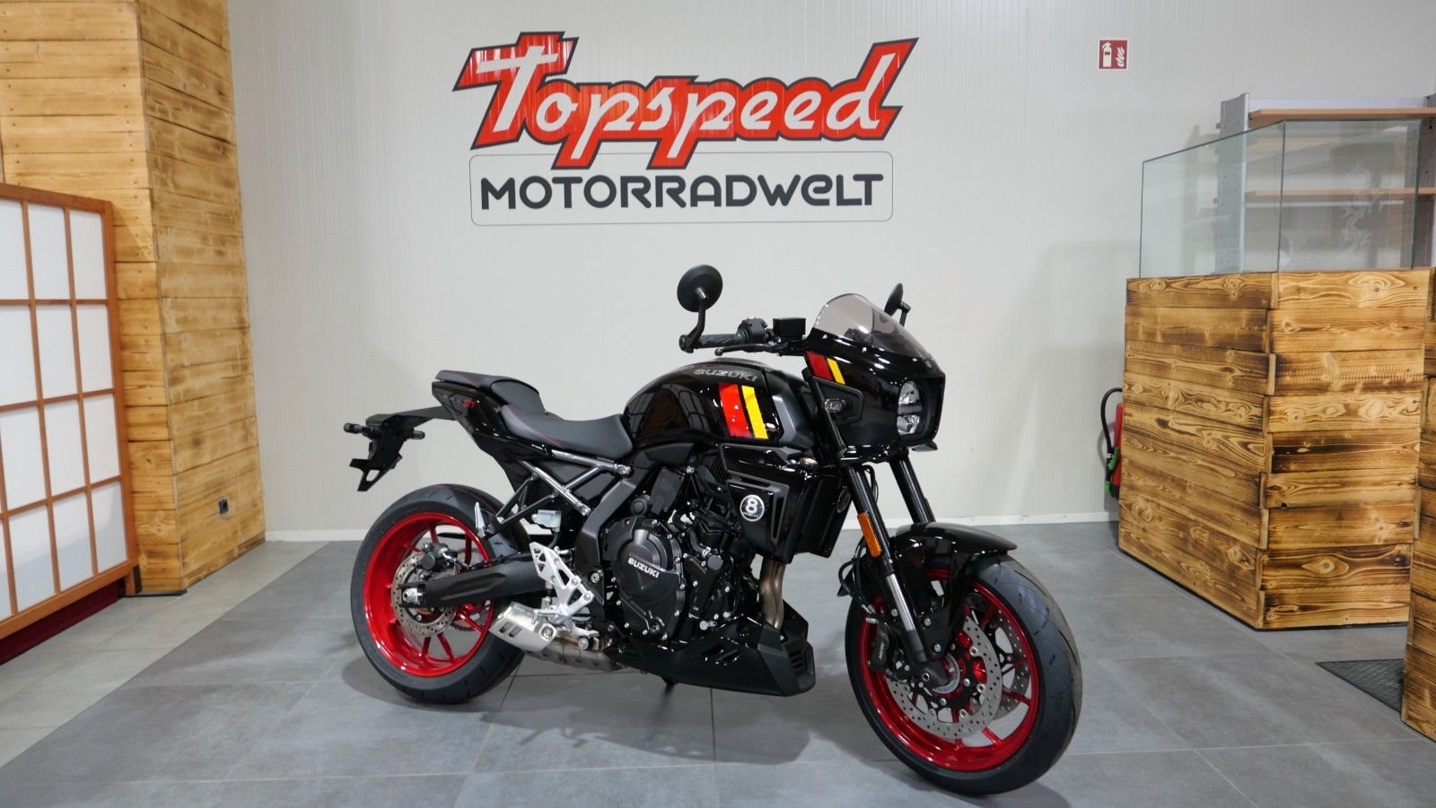 Suzuki GSX-8TT 